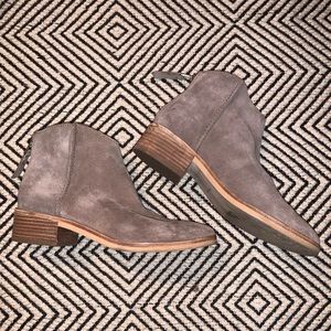 Dolce Vita booties